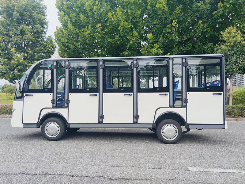 安全便捷，快乐旅行：电动观光车的使用技巧与注意事项分享