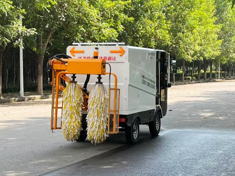 电动环卫车助力城市形象提升