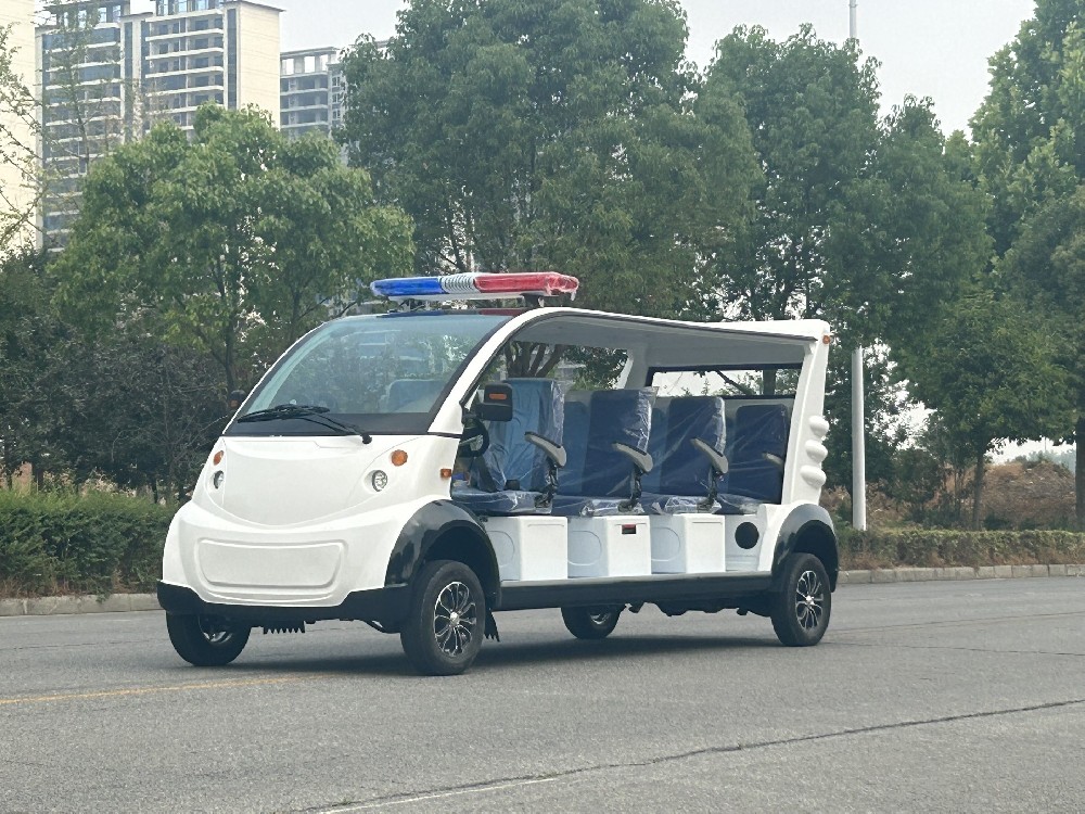 11座敞篷巡逻车