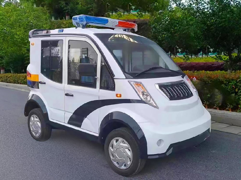 电动封闭巡逻车的电池续航与快充技术探索