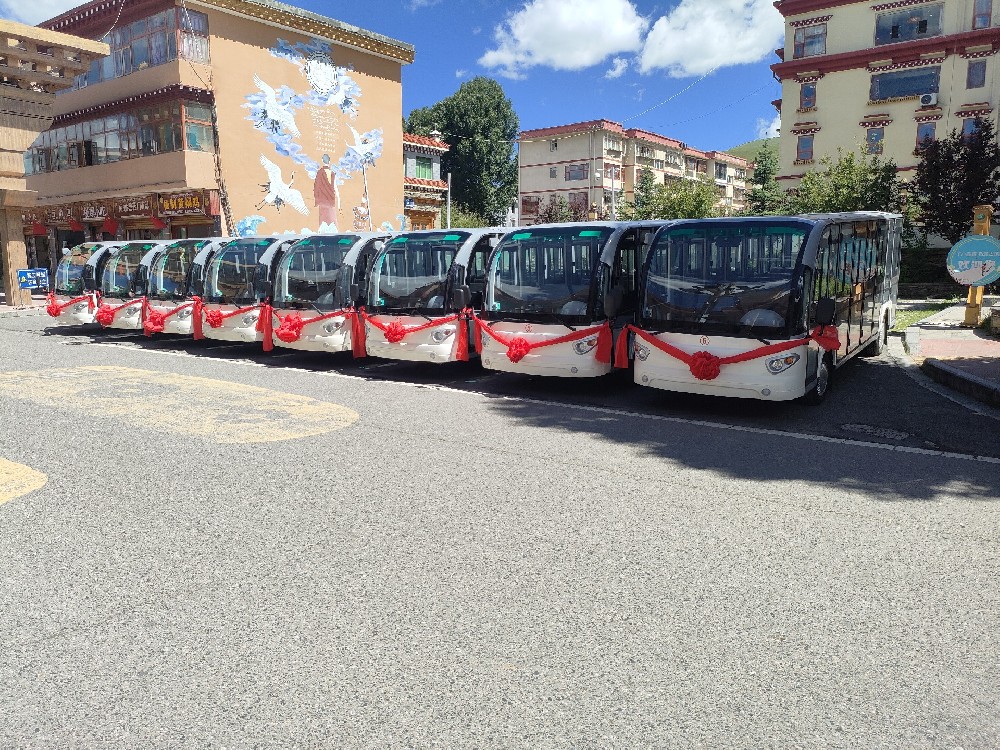 勒通古镇千户藏寨景区